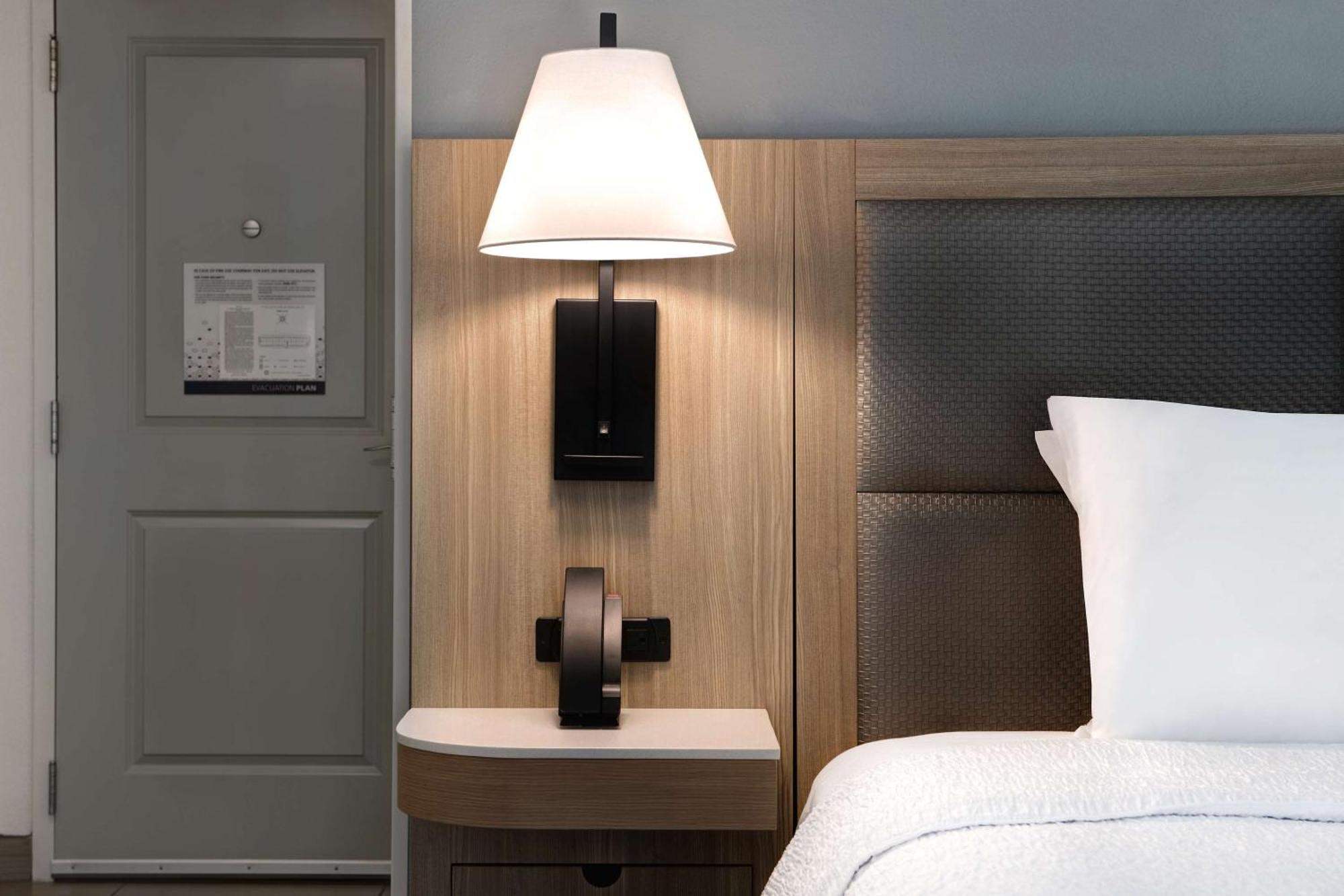 Hampton Inn Anderson/Alliance Business Park Eksteriør billede